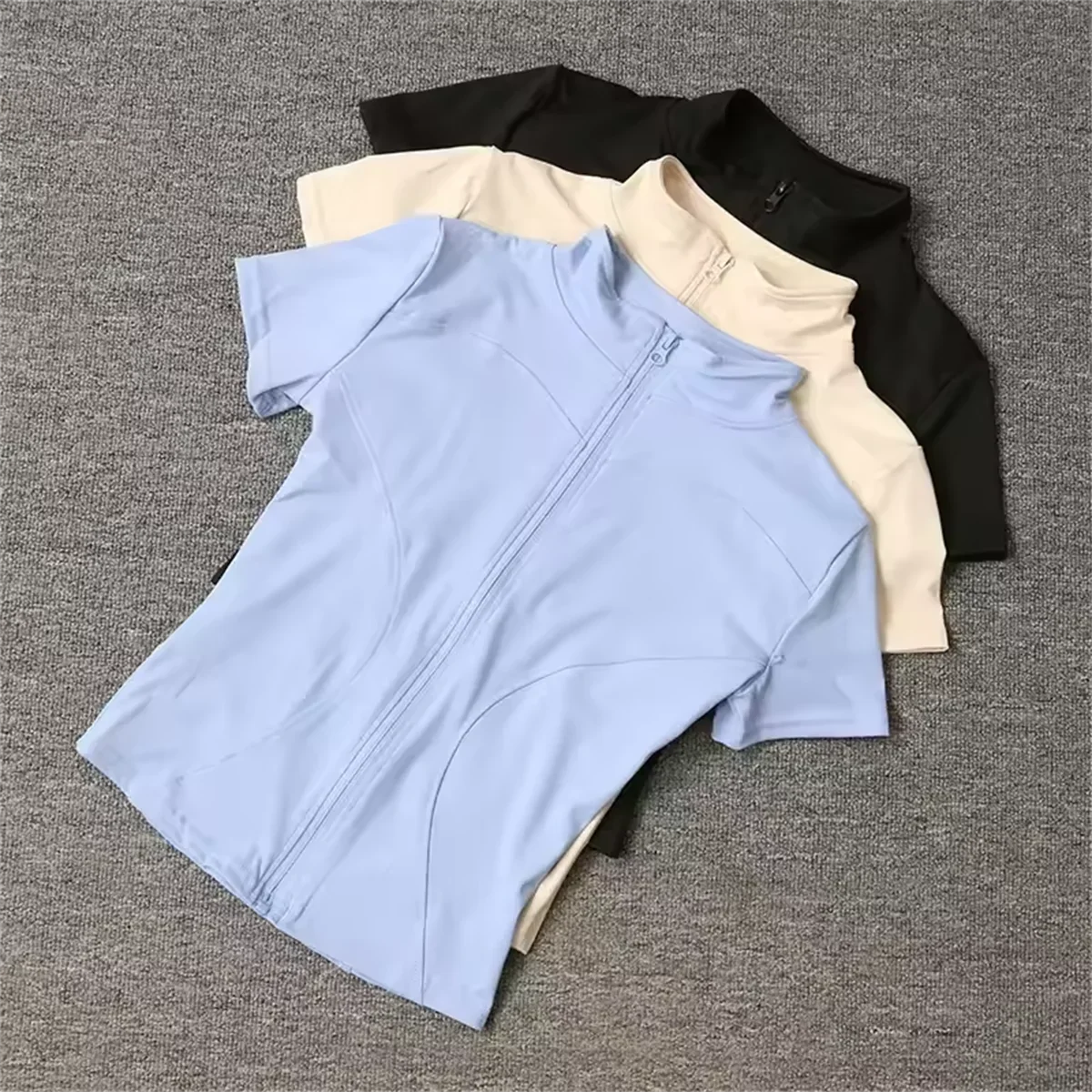 Women's Slim Fit Zipper Yoga Top Short Sleeve