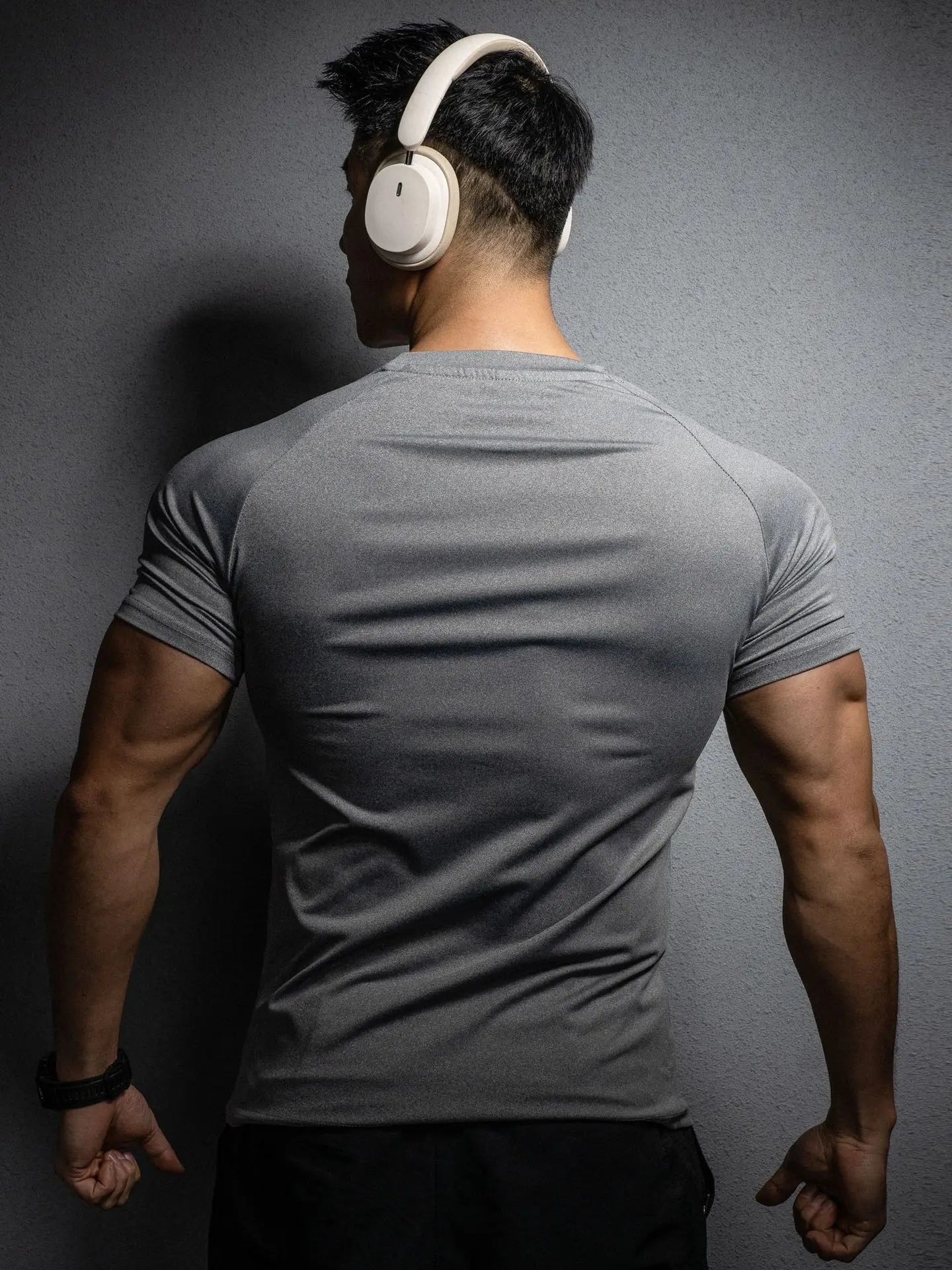 Men's High Performance Athletic T Shirt for Workouts